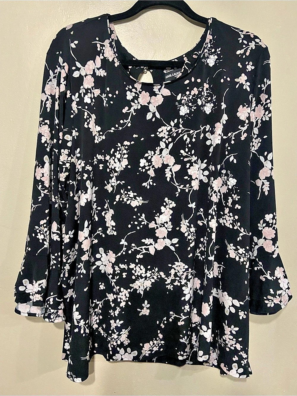 Karl Lagerfeld Paris Black Pink Floral Tiered Ruffle Sleeve Blouse